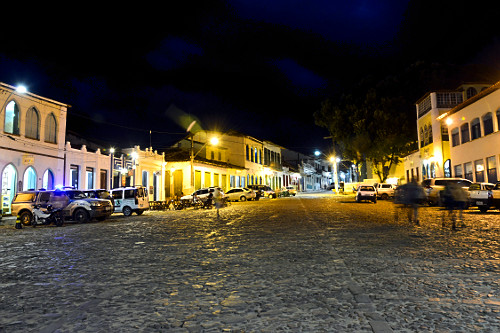 Centro Histórico de Lençóis iluminado ao anoitecer